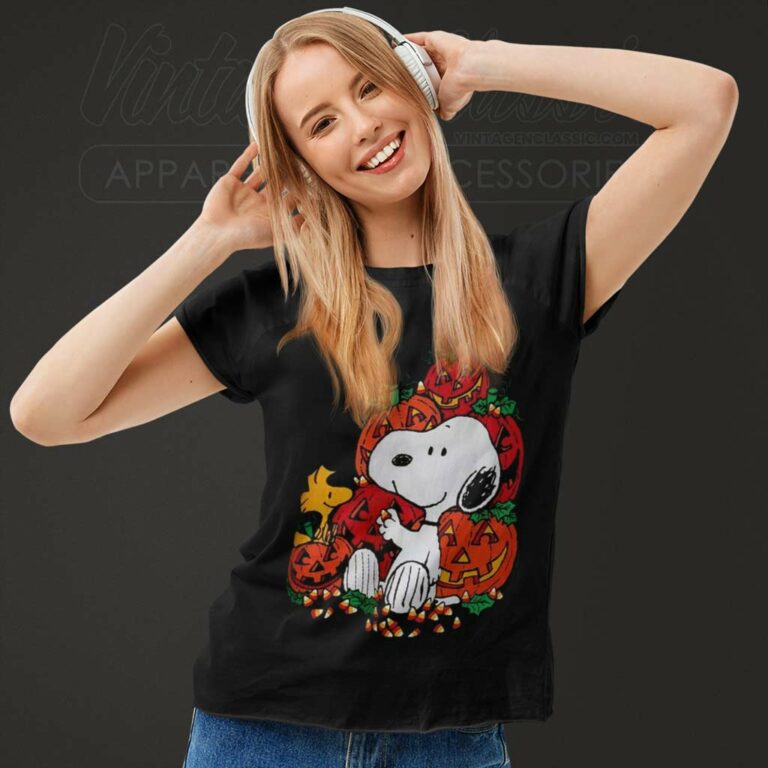 Snoopy Halloween Shirt Gift For Fan Women TShirt Snoopy Halloween Shirt Gift For Fan Women TShirt