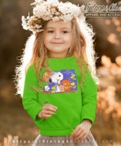 Snoopy Halloween Trick Or Treat kids Sweetshirt