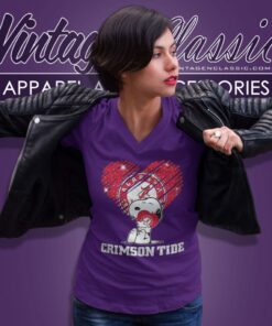 Snoopy Hug Alabama Crimson Tide Heart Diamond V Neck TShirt