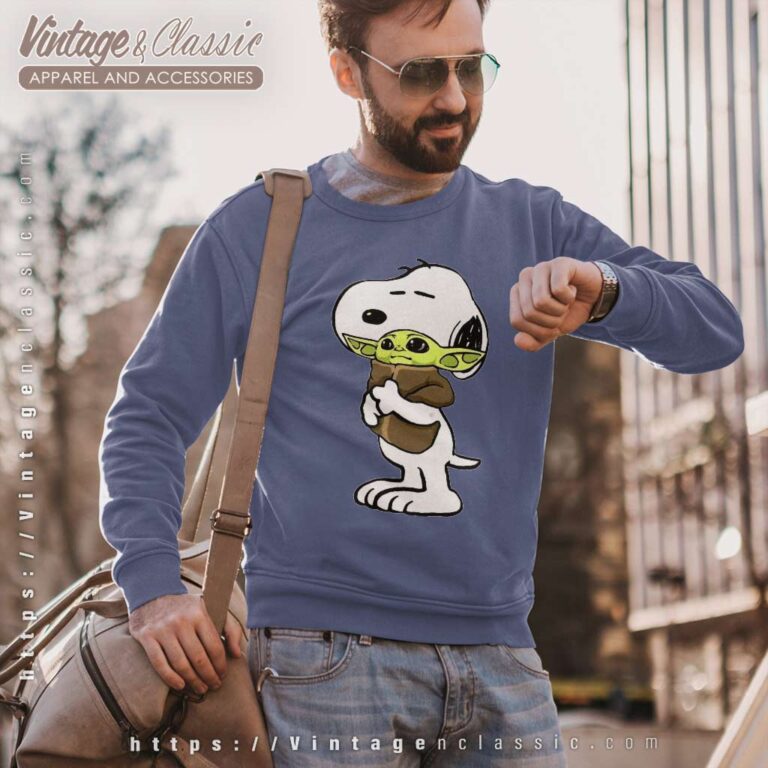 Snoopy Hugging Baby Yoda Star Wars Sweatshirt Snoopy Hugging Baby Yoda Star Wars Sweatshirt