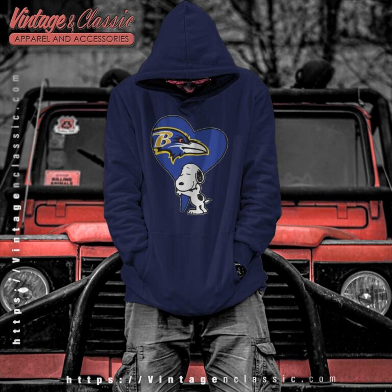 Snoopy Hugs The Baltimore Ravens Heart Hoodie Snoopy Hugs The Baltimore Ravens Heart Hoodie