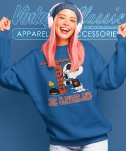 Snoopy Joe Cleveland Browns Football Sweatshirt