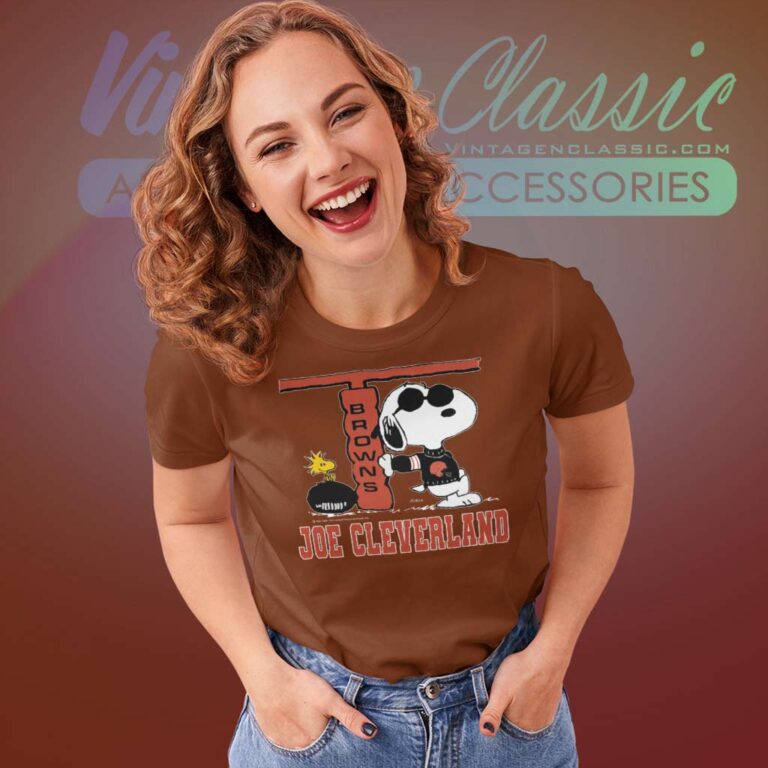 Snoopy Joe Cleveland Browns Football Women TShirt Snoopy Joe Cleveland Browns Football Women TShirt
