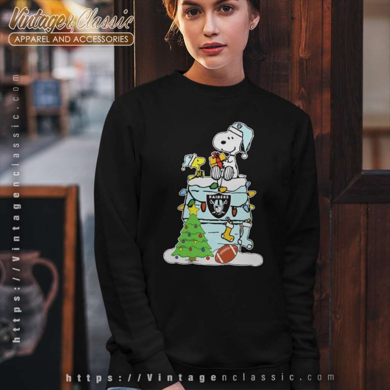 Snoopy Las Vegas Raiders Christmas Sweatshirt Snoopy Las Vegas Raiders Christmas Sweatshirt