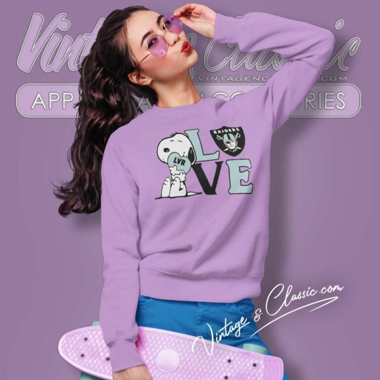 Snoopy Love Las Vegas Raiders Sweatshirt Snoopy Love Las Vegas Raiders Sweatshirt