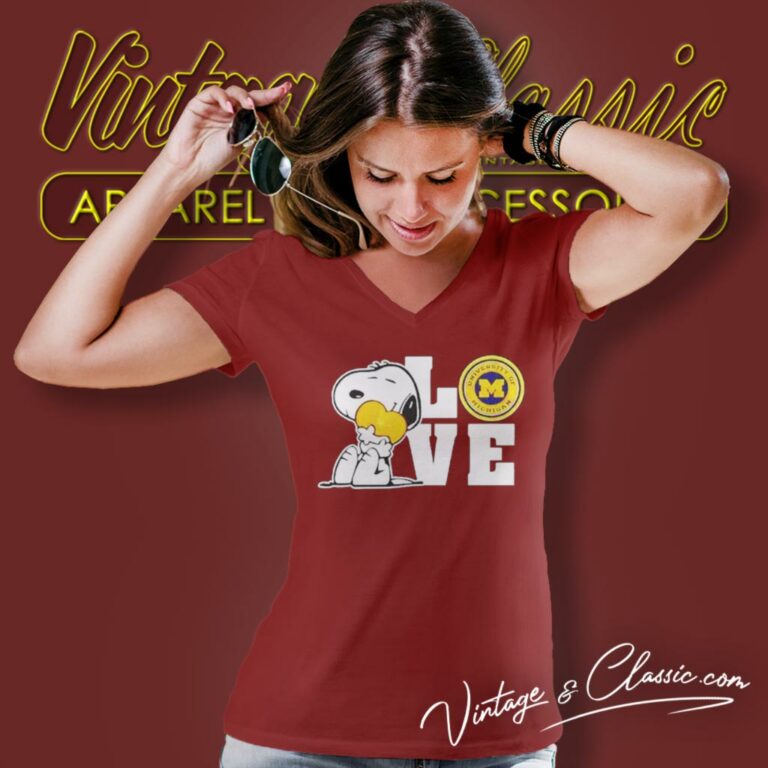 Snoopy Love Michigan Wolverines V Neck TShirt Snoopy Love Michigan Wolverines V Neck TShirt