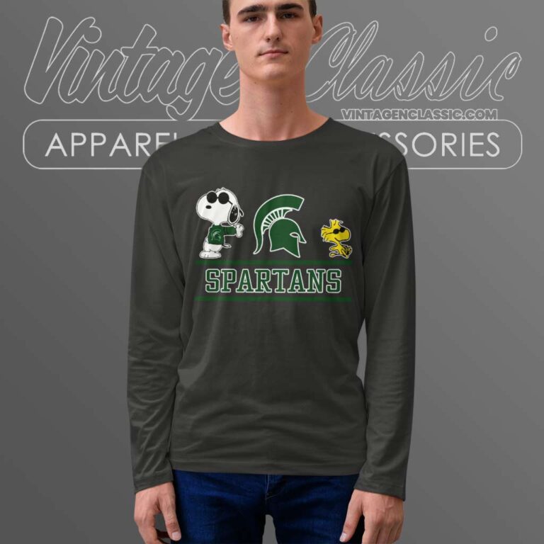 Snoopy Michigan State Spartans Long Sleeve Tee Snoopy Michigan State Spartans Long Sleeve Tee