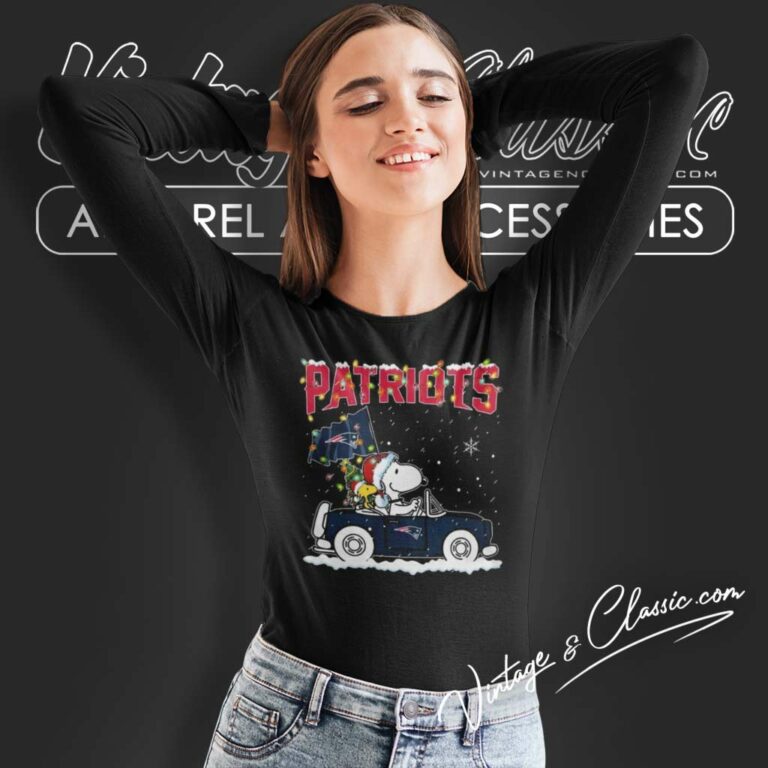 Snoopy New England Patriots Driver Car Christmas Long Sleeve Tee Snoopy New England Patriots Driver Car Christmas Long Sleeve Tee