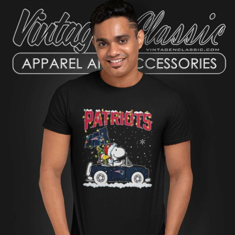 Snoopy New England Patriots Driver Car Christmas T Shirt Snoopy New England Patriots Driver Car Christmas T Shirt