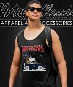 Snoopy New England Patriots Driver Car Christmas Tank Top Racerback