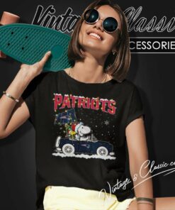 Snoopy New England Patriots Driver Car Christmas Women TShirt