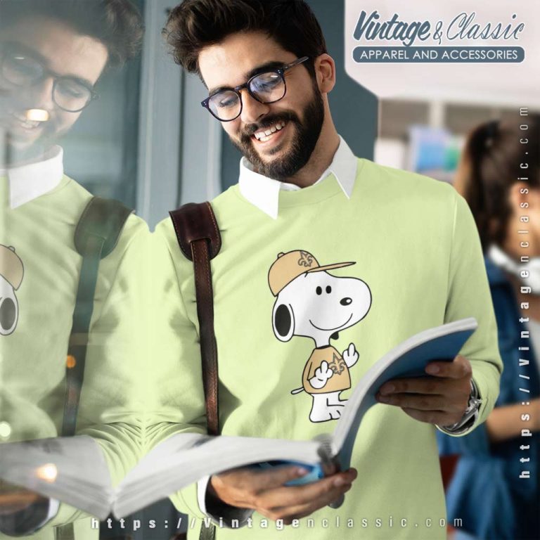 Snoopy New Orleans Saints Sweatshirt Snoopy New Orleans Saints Sweatshirt