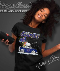 Snoopy New York Giants Driver Car Christmas Women TShirt