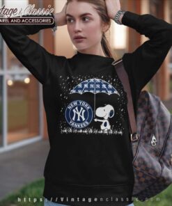 Snoopy New York Yankees Baseball Sweatshirt