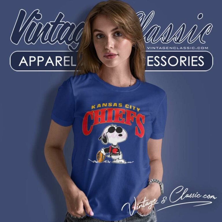Snoopy Nfl Kansas City Chiefs Women TShirt Snoopy Nfl Kansas City Chiefs Women TShirt