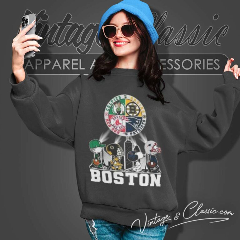 Snoopy Peanuts Characters Boston City Legend Sweatshirt Snoopy Peanuts Characters Boston City Legend Sweatshirt