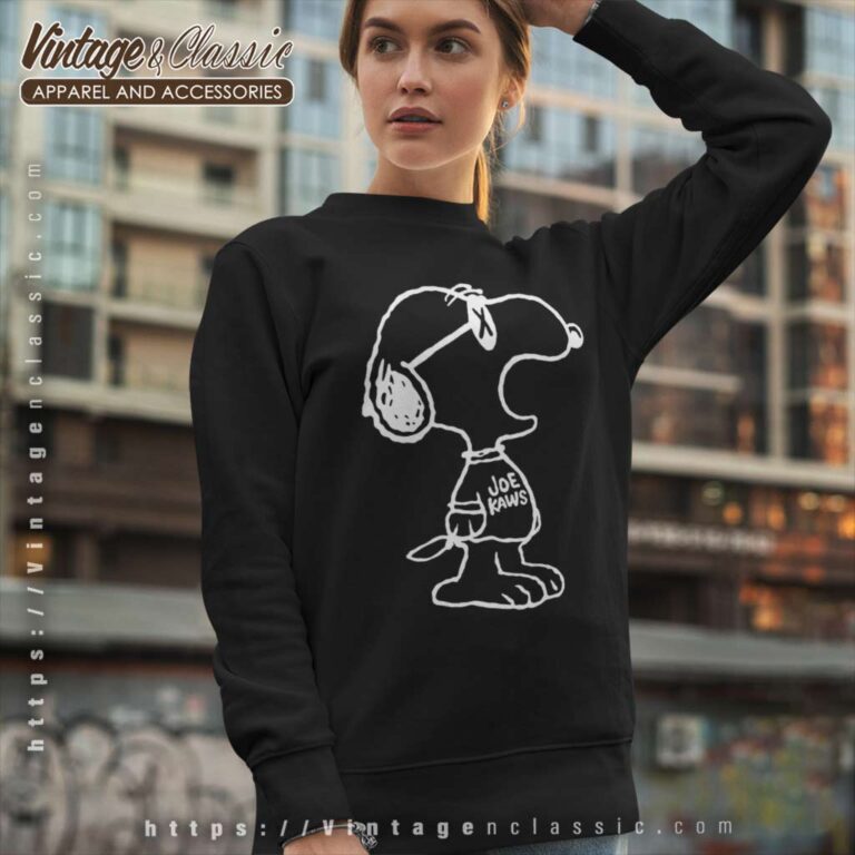 Snoopy Peanuts Joe Kaws Sweatshirt Snoopy Peanuts Joe Kaws Sweatshirt