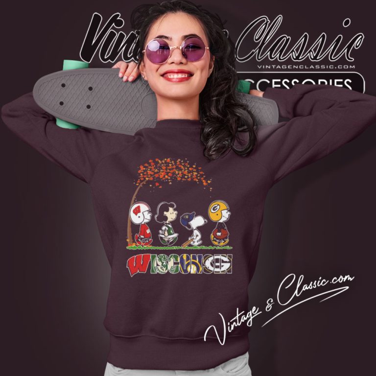 Snoopy Peanuts Loves Fall And Wisconsin Green Bay Packers Milwaukee Bucks Brewers Sweatshirt Snoopy Peanuts Loves Fall And Wisconsin Green Bay Packers Milwaukee Bucks Brewers Sweatshirt