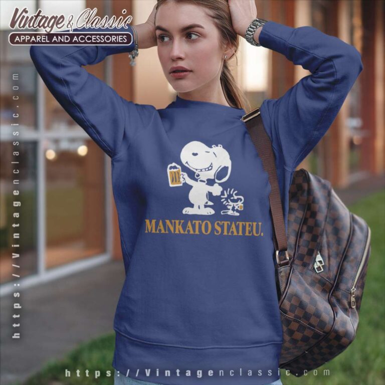 Snoopy Peanuts Mankato State Sweatshirt Snoopy Peanuts Mankato State Sweatshirt