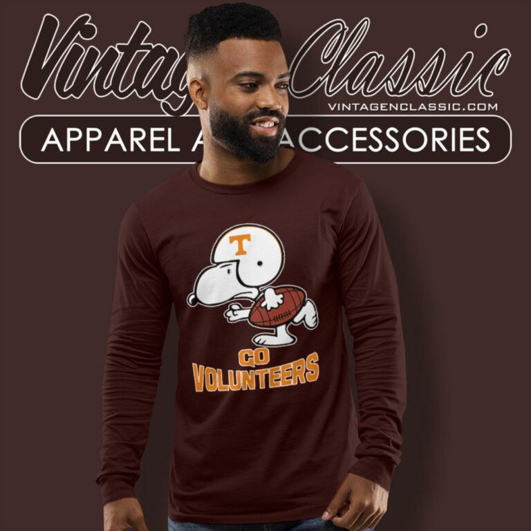 Snoopy Peanuts Tennessee Volunteers Long Sleeve Tee Snoopy Peanuts Tennessee Volunteers Long Sleeve Tee