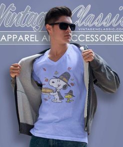 Snoopy Peanuts Thanksgiving Scene V Neck TShirt