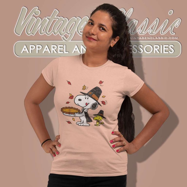 Snoopy Peanuts Thanksgiving Scene Women TShirt Snoopy Peanuts Thanksgiving Scene Women TShirt