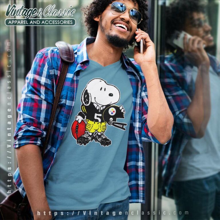Snoopy Pittsburgh Steelers V Neck TShirt Snoopy Pittsburgh Steelers V Neck TShirt