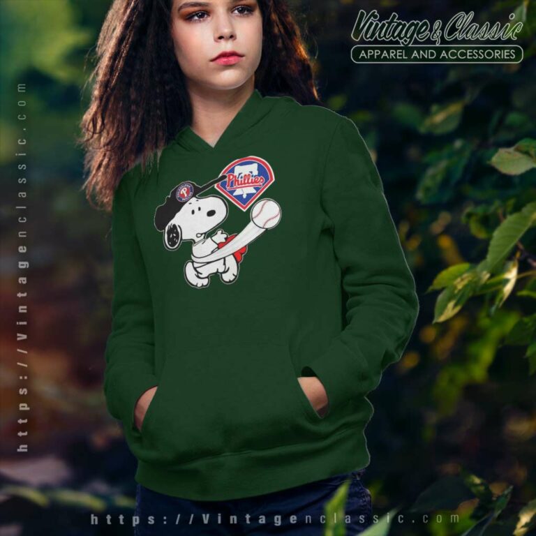 Snoopy Play Baseball Phillies Team Hoodie Snoopy Play Baseball Phillies Team Hoodie