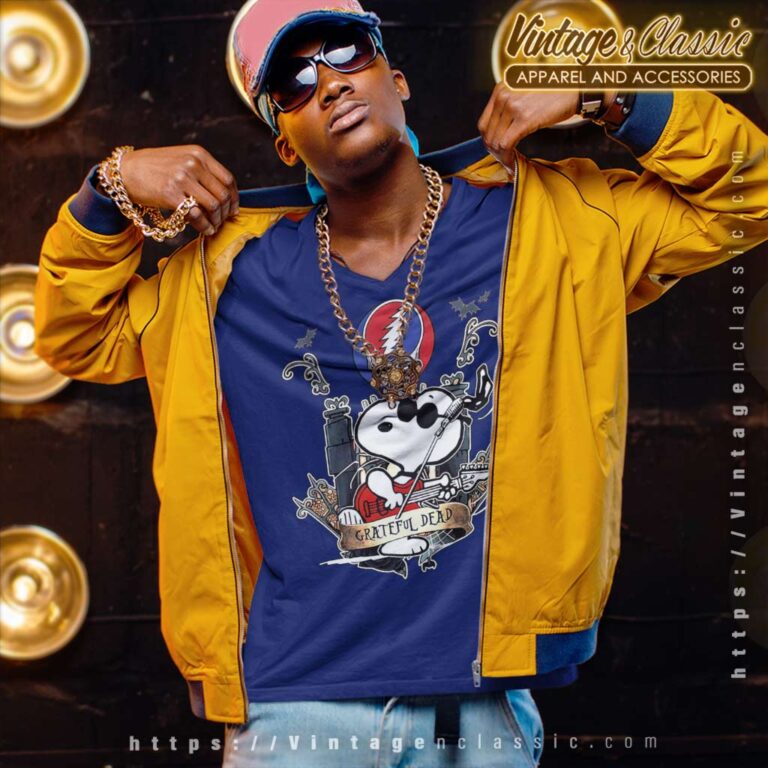 Snoopy Play Guitar Grateful Dead V Neck TShirt Snoopy Play Guitar Grateful Dead V Neck TShirt