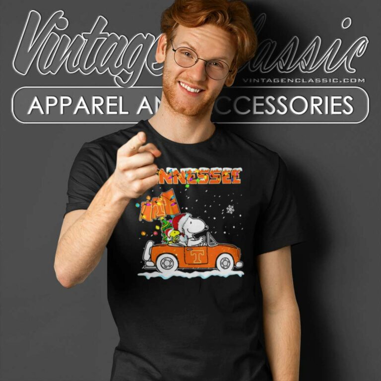 Snoopy Tennessee Volunteers Driver Car Christmas T Shirt Snoopy Tennessee Volunteers Driver Car Christmas T Shirt