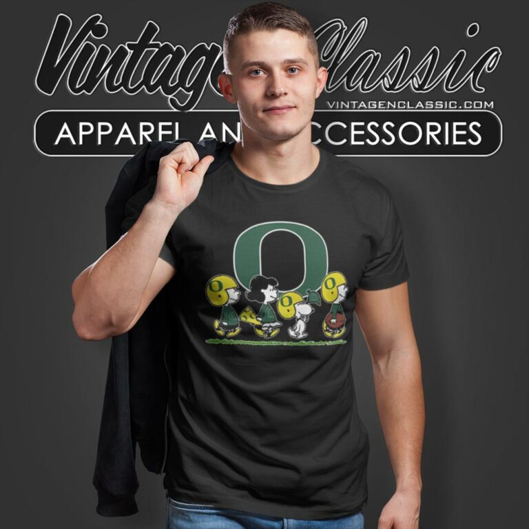 Snoopy The Peanuts Cheer For The Oregon Ducks T Shirt Snoopy The Peanuts Cheer For The Oregon Ducks T Shirt