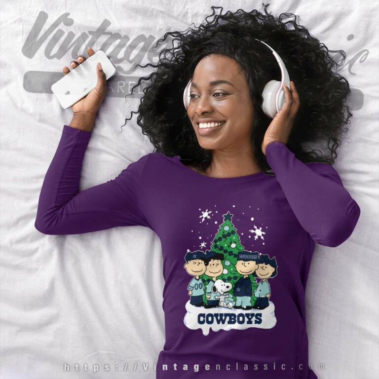 Snoopy The Peanuts Dallas Cowboys Christmas Long Sleeve Tee Snoopy The Peanuts Dallas Cowboys Christmas Long Sleeve Tee