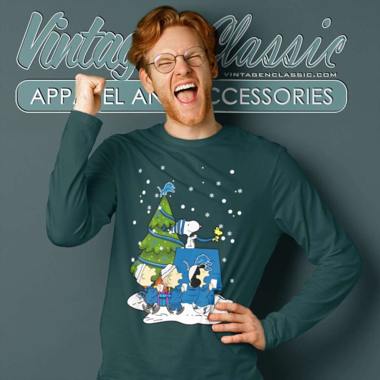 Snoopy Peanuts Detroit Lions Christmas Long Sleeve Tee Snoopy Peanuts Detroit Lions Christmas Long Sleeve Tee