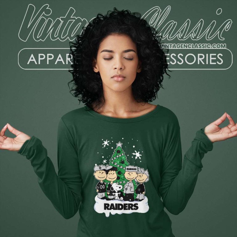Snoopy The Peanuts Las Vegas Raiders Christmas Long Sleeve Tee Snoopy The Peanuts Las Vegas Raiders Christmas Long Sleeve Tee