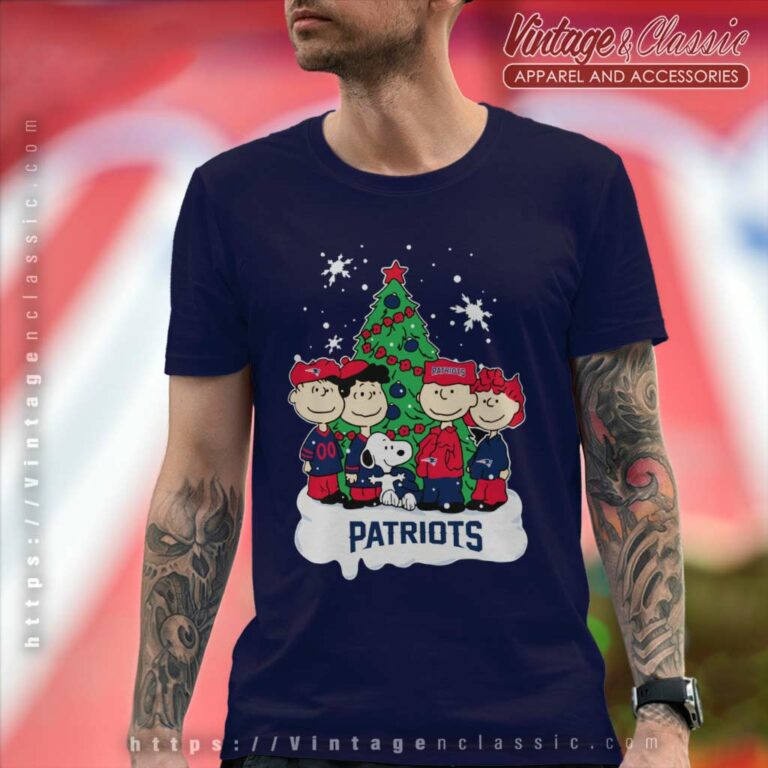 Snoopy The Peanuts New England Patriots Christmas T Shirt Snoopy The Peanuts New England Patriots Christmas T Shirt