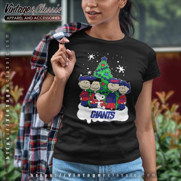 Snoopy The Peanuts New York Giants Christmas Women TShirt Snoopy The Peanuts New York Giants Christmas Women TShirt