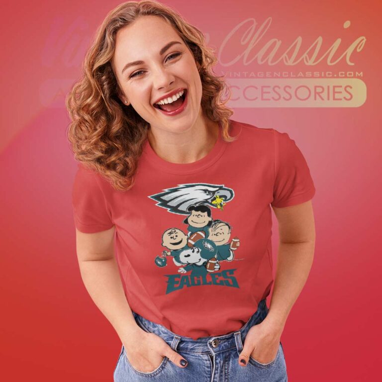 Snoopy The Peanuts Philadelphia Eagles Women TShirt Snoopy The Peanuts Philadelphia Eagles Women TShirt