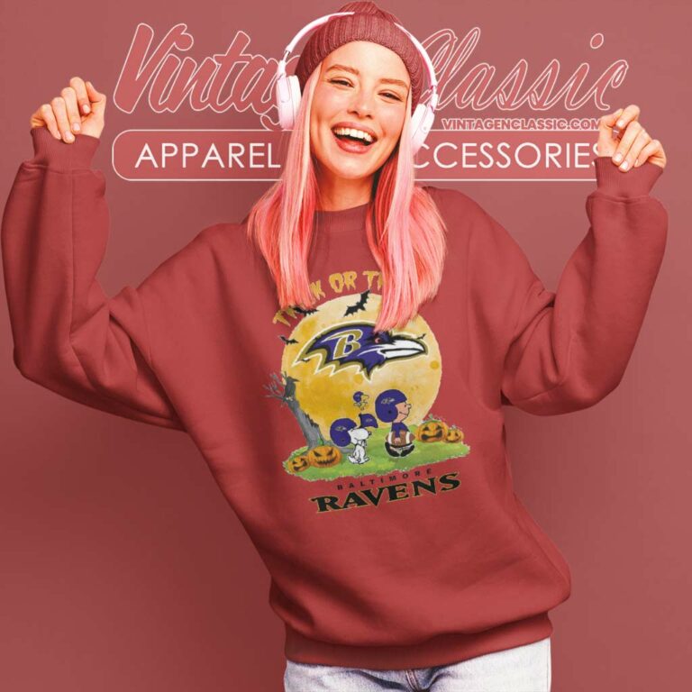 Snoopy Trick Or Treat Halloween Baltimore Ravens Sweatshirt Snoopy Trick Or Treat Halloween Baltimore Ravens Sweatshirt