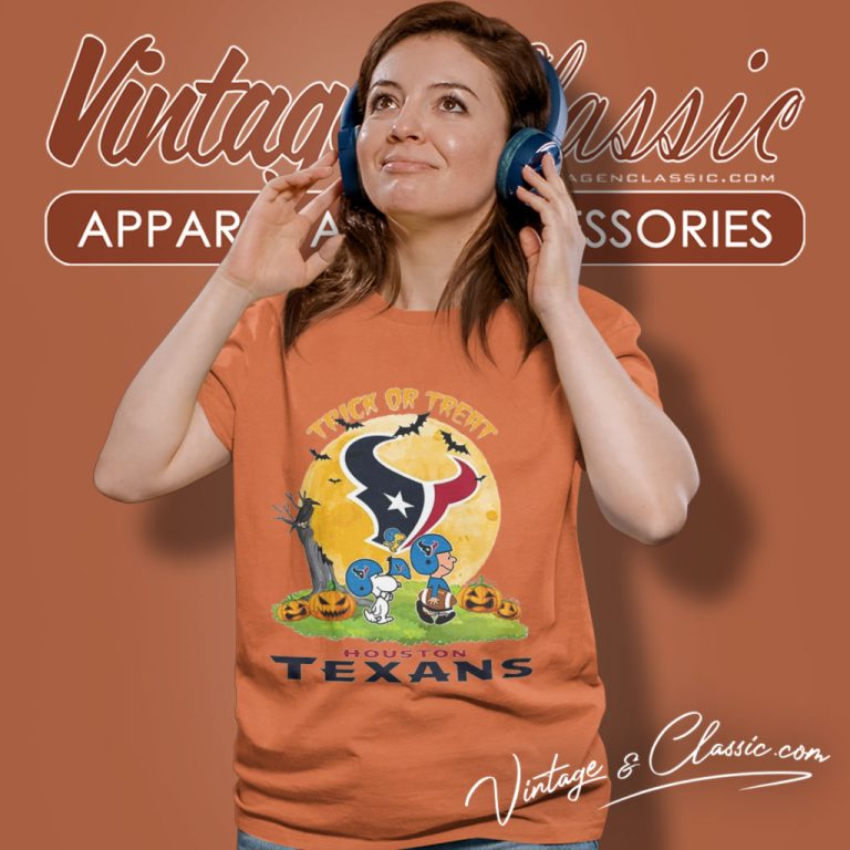 Snoopy Trick Or Treat Halloween Houston Texans Women T Shirt Snoopy Trick Or Treat Halloween Houston Texans Women T Shirt