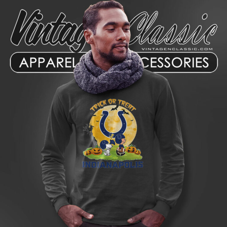 Snoopy Trick Or Treat Halloween Indianapolis Colts Long Sleeve Tee Snoopy Trick Or Treat Halloween Indianapolis Colts Long Sleeve Tee