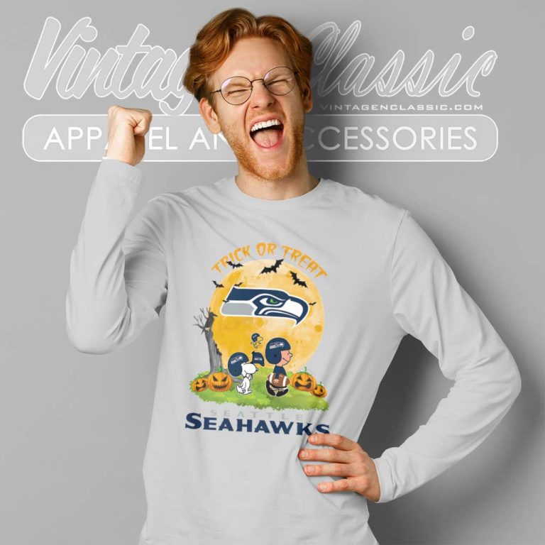Snoopy Trick Or Treat Halloween Seattle Seahawks Long Sleeve Tee Snoopy Trick Or Treat Halloween Seattle Seahawks Long Sleeve Tee