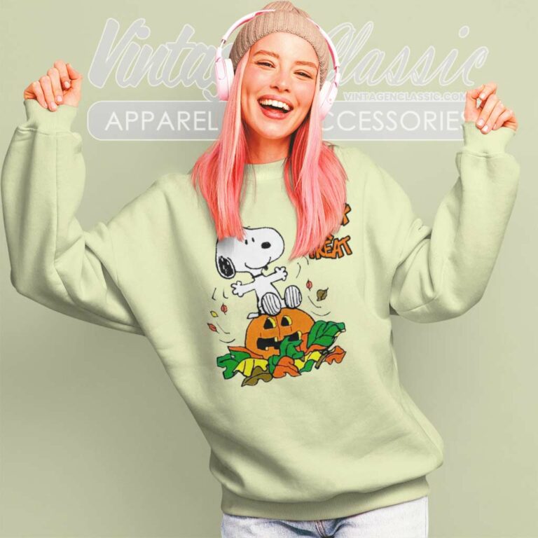 Snoopy Trick Or Treat Halloween Sweatshirt Snoopy Trick Or Treat Halloween Sweatshirt