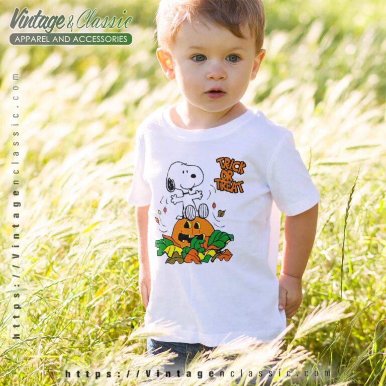 Snoopy Trick Or Treat Halloween kids Tshirt Snoopy Trick Or Treat Halloween kids Tshirt