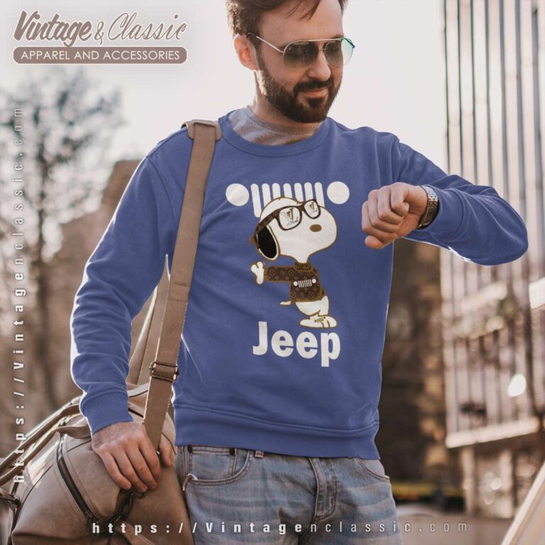 Snoopy With Jeep Cute Sweatshirt Snoopy With Jeep Cute Sweatshirt