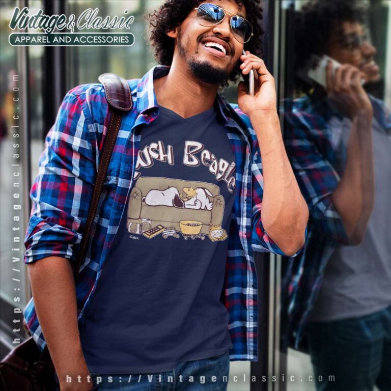 Snoopy Woodstock Couch Beagle 80s V Neck TShirt Snoopy Woodstock Couch Beagle 80s V Neck TShirt