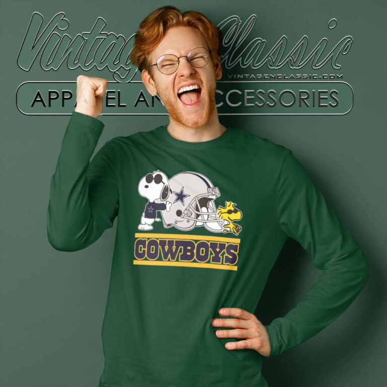 Snoopy Woodstock Dallas Cowboys Long Sleeve Tee Snoopy Woodstock Dallas Cowboys Long Sleeve Tee