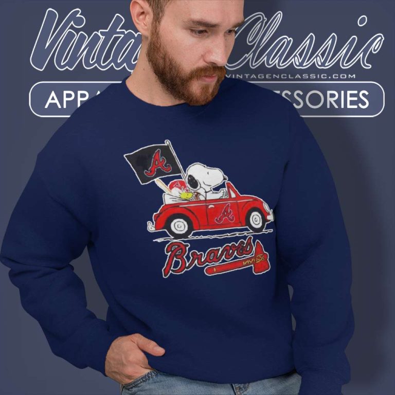 Snoopy Woodstock Driving Car Atlanta Braves Sweatshirt Snoopy Woodstock Driving Car Atlanta Braves Sweatshirt