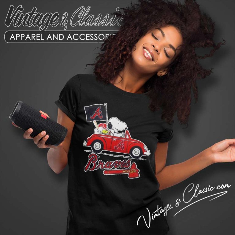 Snoopy Woodstock Driving Car Atlanta Braves Women TShirt Snoopy Woodstock Driving Car Atlanta Braves Women TShirt