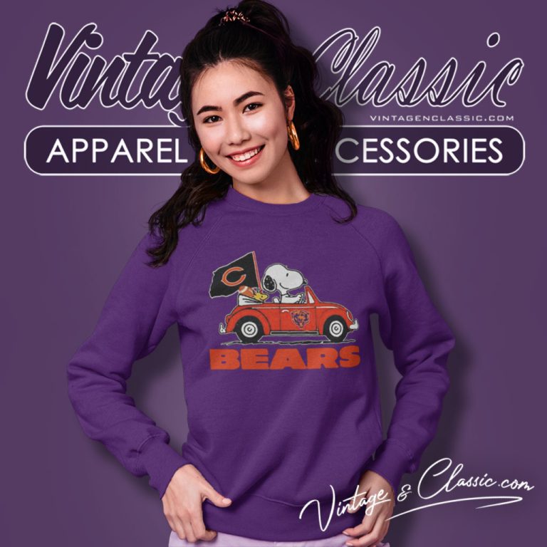 Snoopy Woodstock Driving Car Chicago Bears Sweatshirt Snoopy Woodstock Driving Car Chicago Bears Sweatshirt