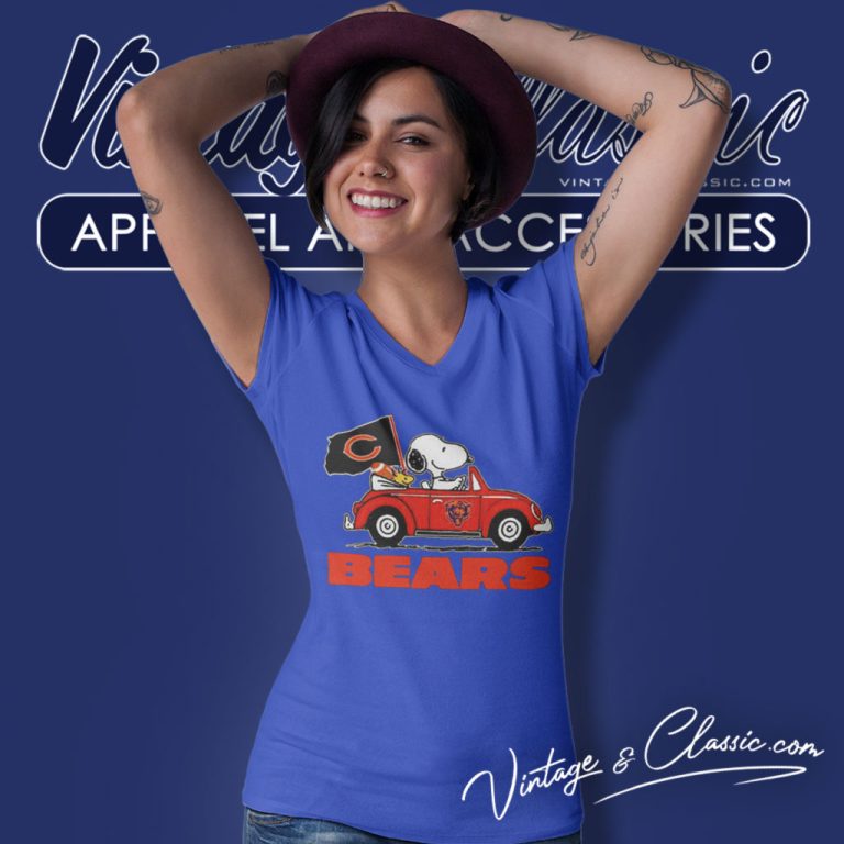Snoopy Woodstock Driving Car Chicago Bears V Neck TShirt Snoopy Woodstock Driving Car Chicago Bears V Neck TShirt